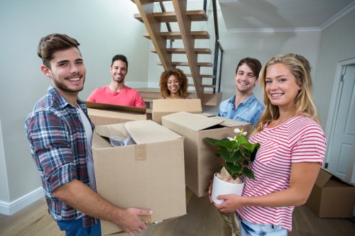 Safe and flexible Man And Van Queens Park transactions